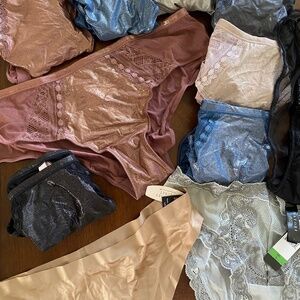 NWT 13 PAIRS NATORI & VICTORIA’S SECRET Panties L